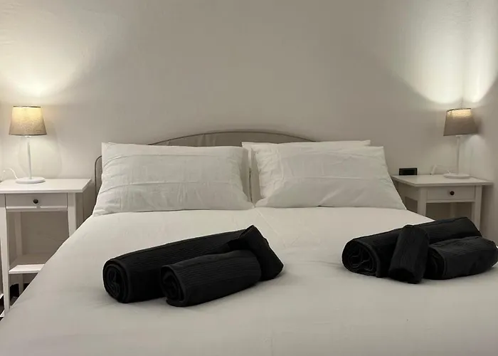 San Lorenzo Rollis Apartment *